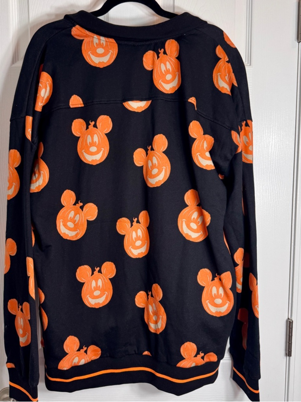 NWT Disney Her Universe Mickey Mouse Pumpkin Jack-O-Lantern 1/4 Zip Pullover XXL - Picture 7 of 13